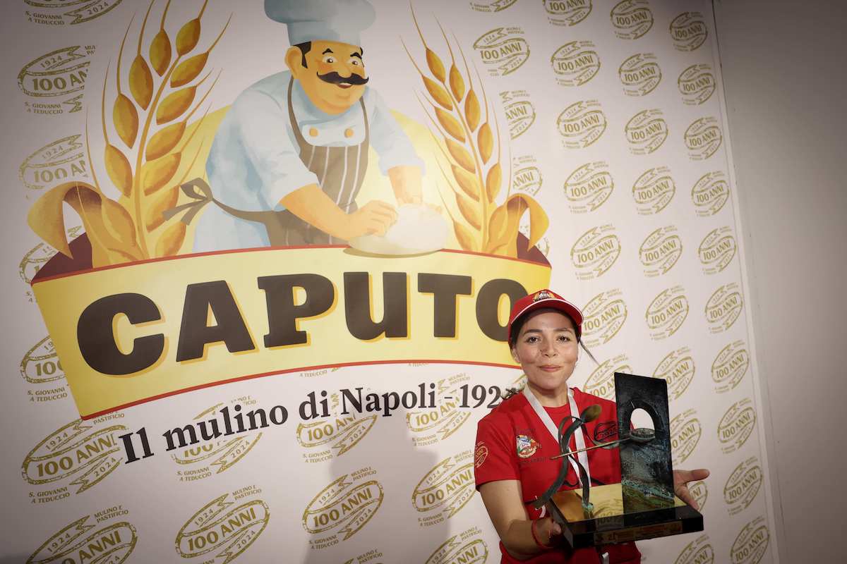 Daniela Zuniga - vincitrice Campionato mondiale del Pizzaiuolo - XXI Trofeo Caputo