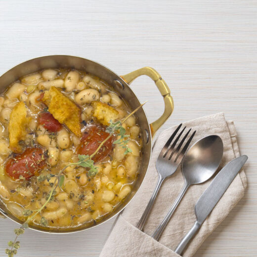 Ricetta tradizionale napoletana Zuppa ’e Fasul' 'a Maruzzara